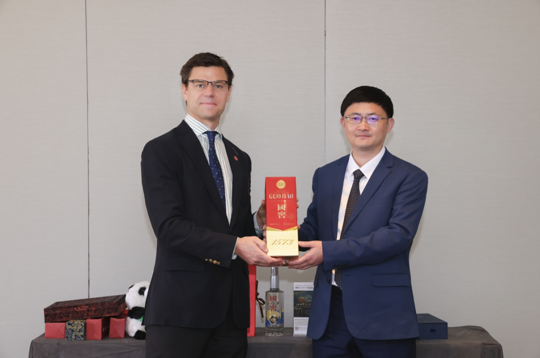 中葡美酒共品文化馨香｜“浓香无界·品味中国”泸州老窖品鉴晚宴在里斯本举办